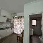 בית הארחה Red Rose 3*