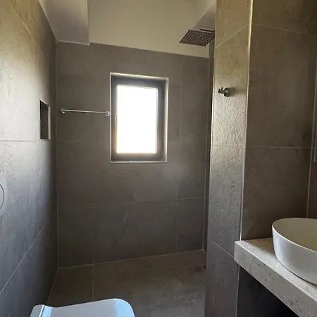 Red Rose Guest house 2*