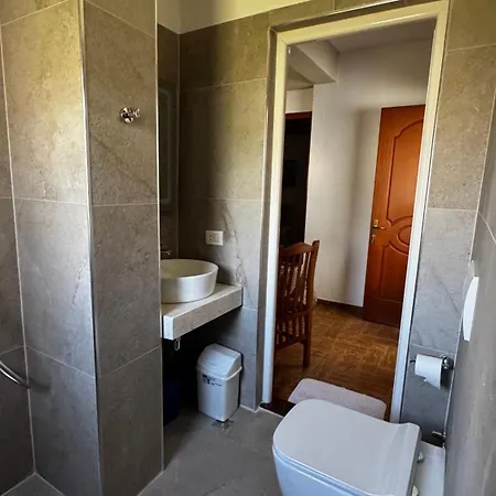 Red Rose Guest house 2*
