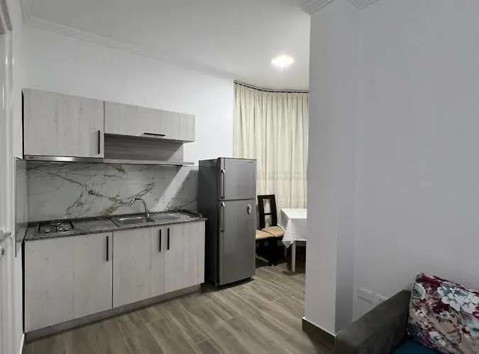 Red Rose Guest house Golem (Tirana)