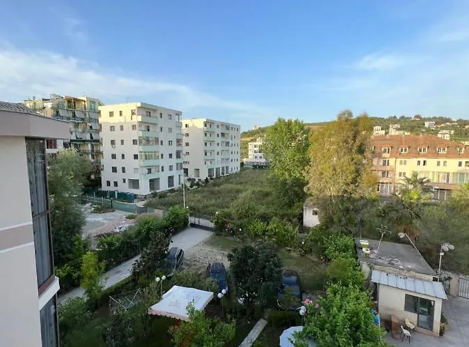 Red Rose Guest house 4*