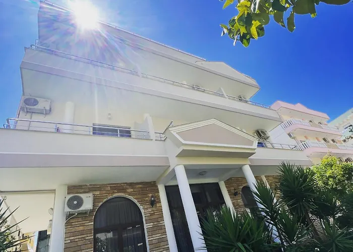 Red Rose 4* Golem (Tirana)