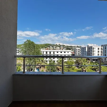 Maison d'hôtes Red Rose Golem (Tirana)
