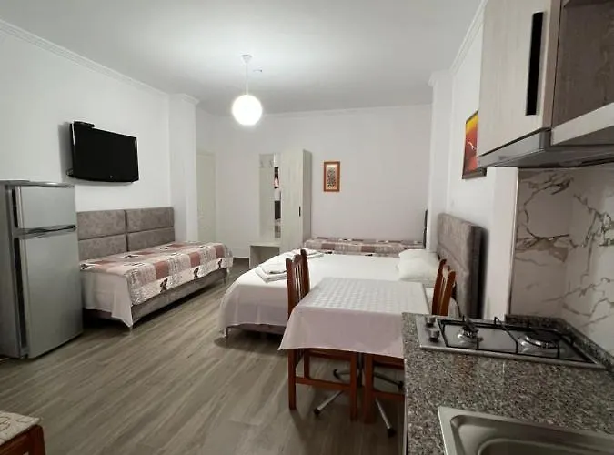 Red Rose 4* Golem (Tirana)