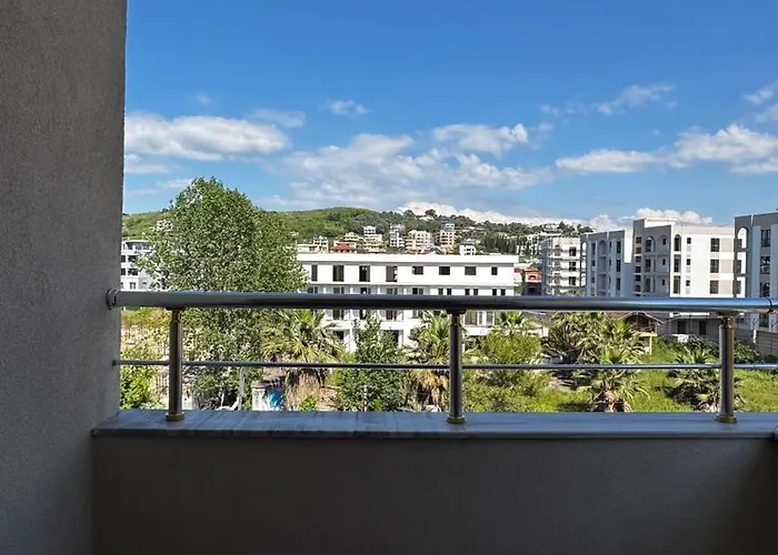 Pensjonat Red Rose Golem (Tirana)